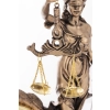 Figura Temida Z Zegarem