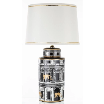 Lampa Z Kloszem(4) Ii Cz.