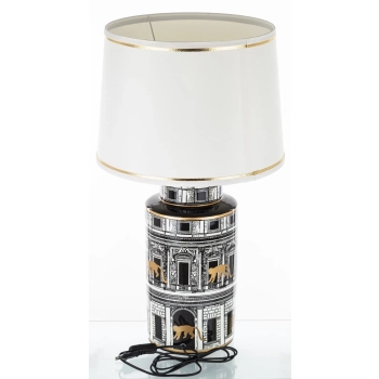Lampa Z Kloszem(4) Ii Cz.