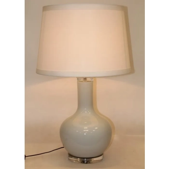 Lampa Z Kloszem Ii Cz.-Prom.