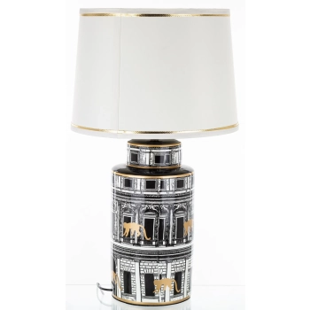 Lampa Z Kloszem(4) Ii Cz.